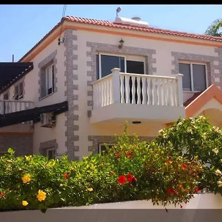 Villa Nissi With Pool And Sea View *